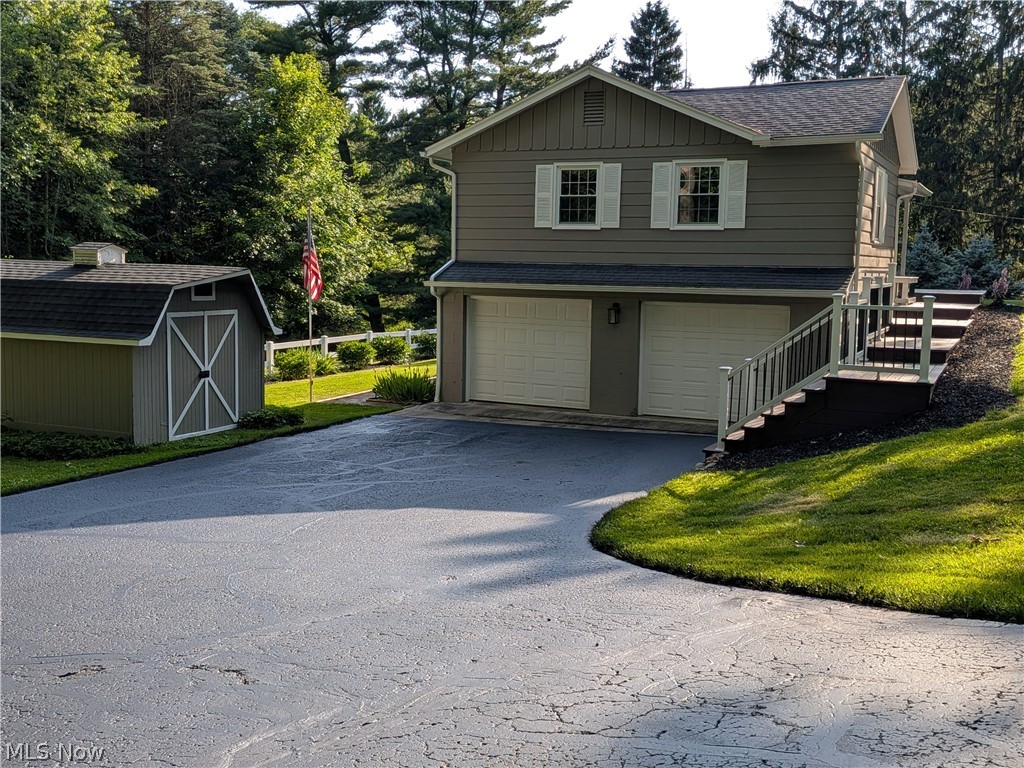 4564 Larkspur Lane Bath OH 44333