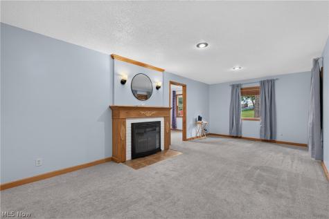 2157 Stahl Road Akron OH 44319