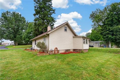 2157 Stahl Road Akron OH 44319