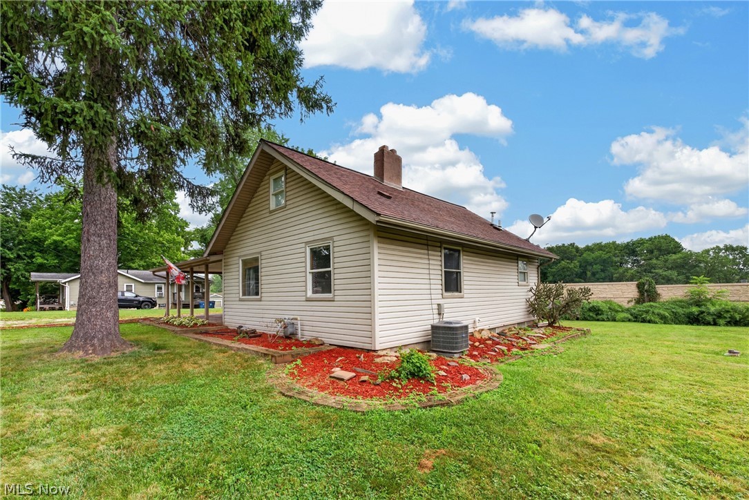 2157 Stahl Road Akron OH 44319