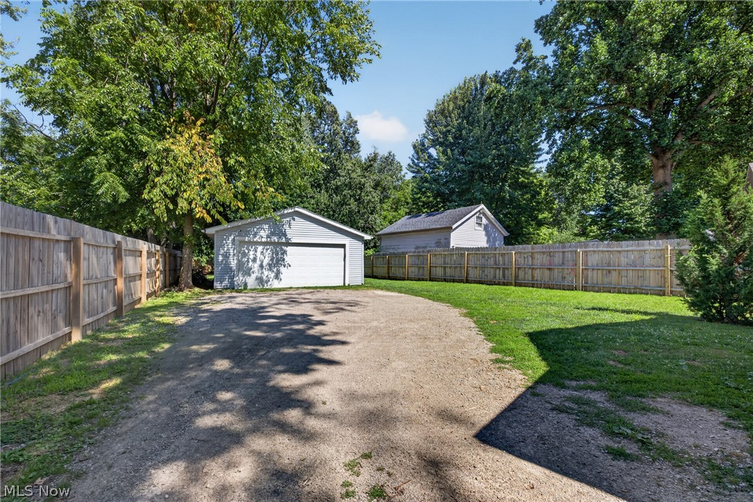 4047 Kirtland Road Willoughby OH 44094