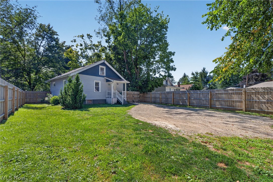 4047 Kirtland Road Willoughby OH 44094