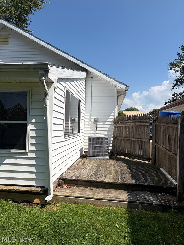 921 Norman Avenue Ashtabula OH 44004