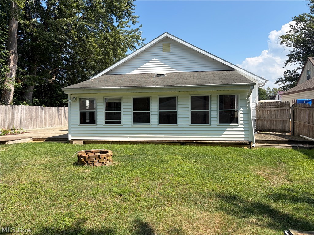921 Norman Avenue Ashtabula OH 44004