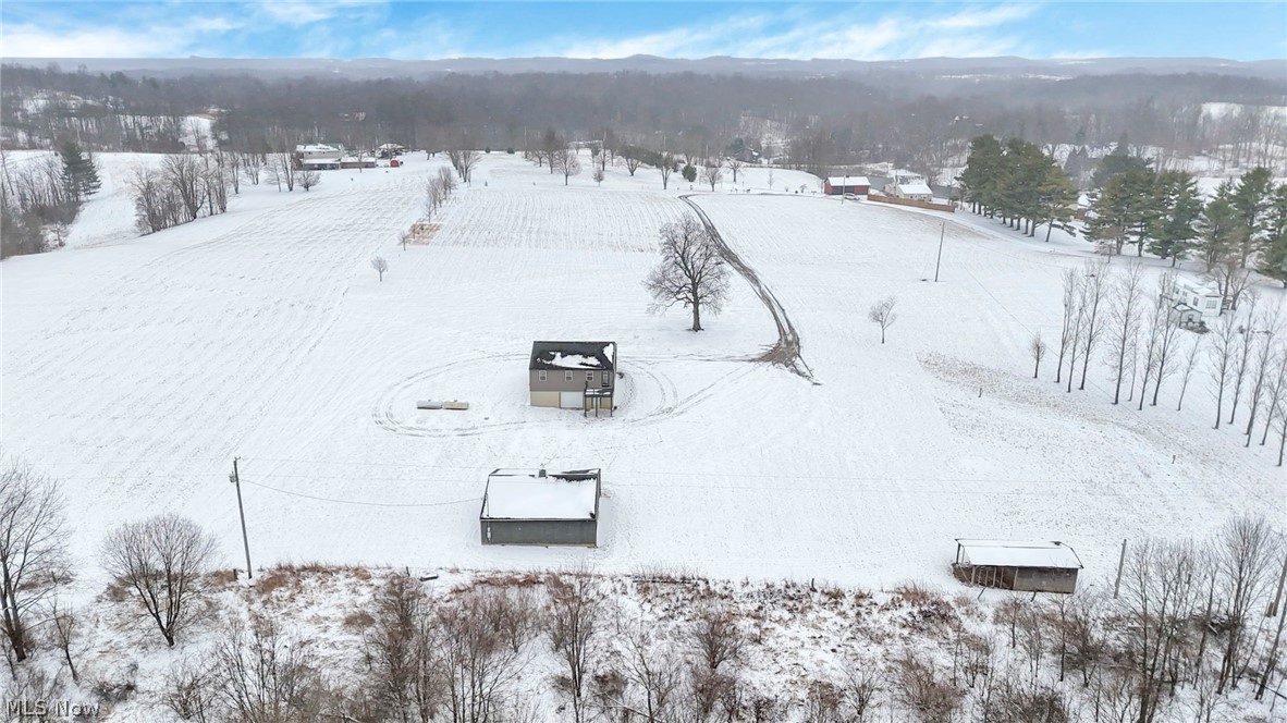 18010 Winterset Lane Lore City OH 43755