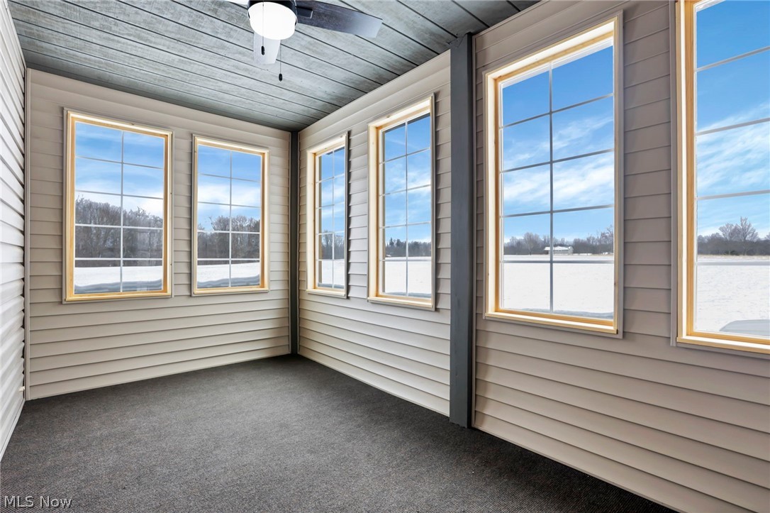 18010 Winterset Lane Lore City OH 43755