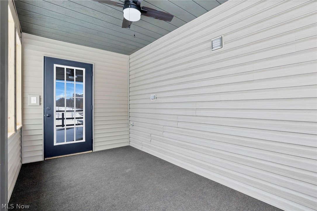 18010 Winterset Lane Lore City OH 43755