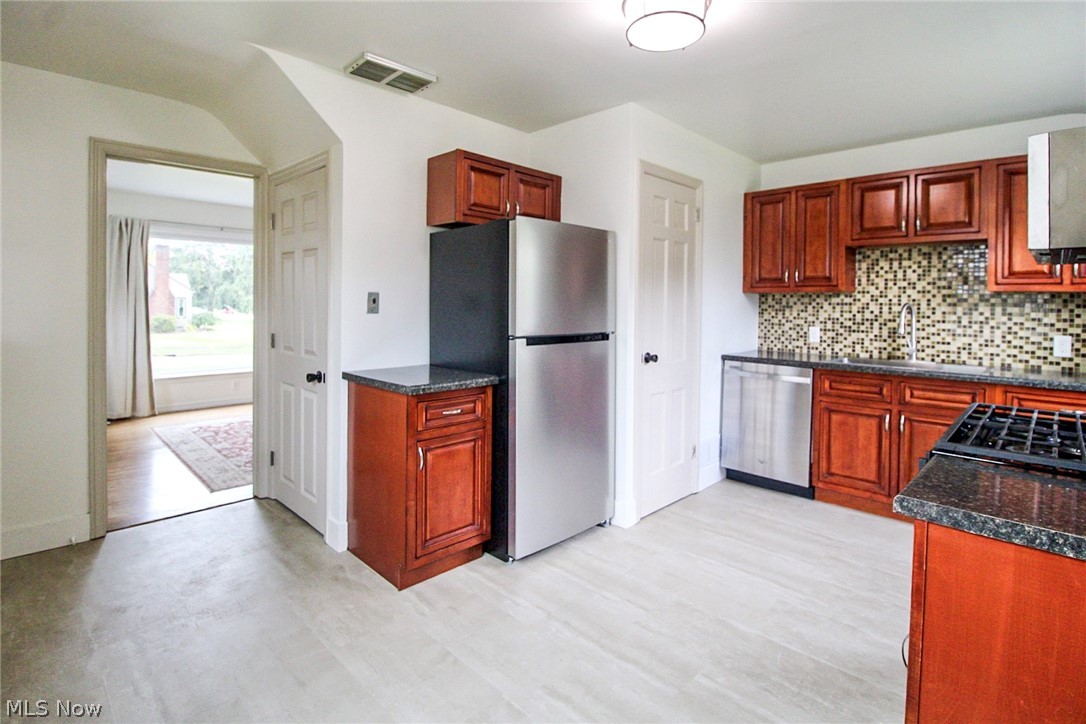 1415 Sunset Drive NE Warren OH 44483