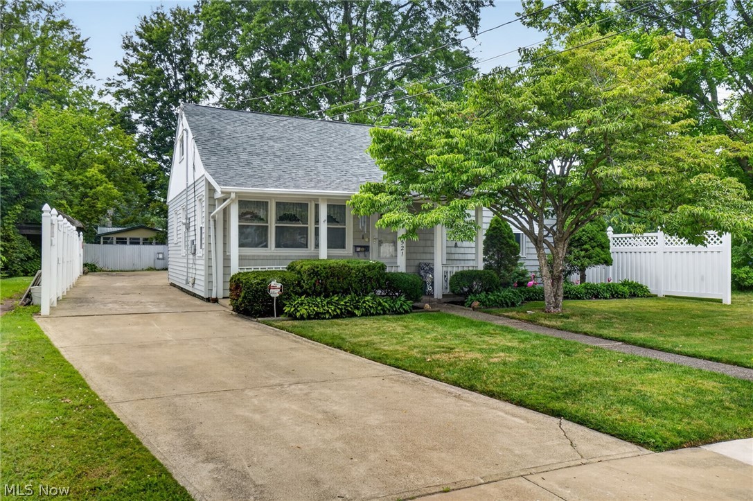 1521 Ohio Avenue Ashtabula OH 44004