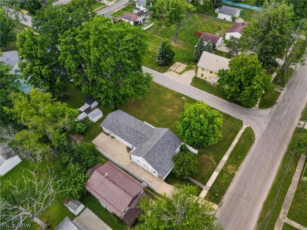 1521 Ohio Avenue Ashtabula OH 44004