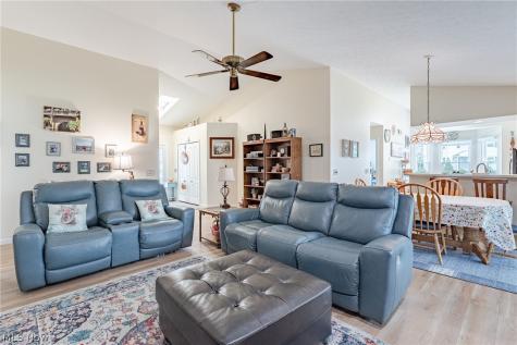 336 Middlefield Court Painesville OH 44077