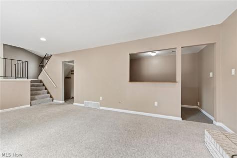 1099 Westfield Circle Painesville OH 44077