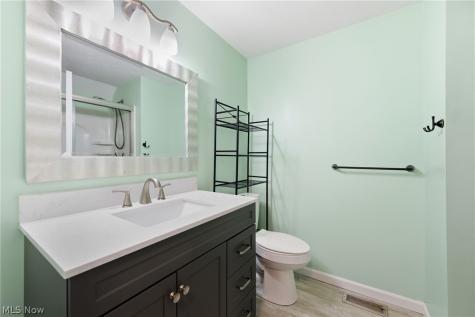 1099 Westfield Circle Painesville OH 44077