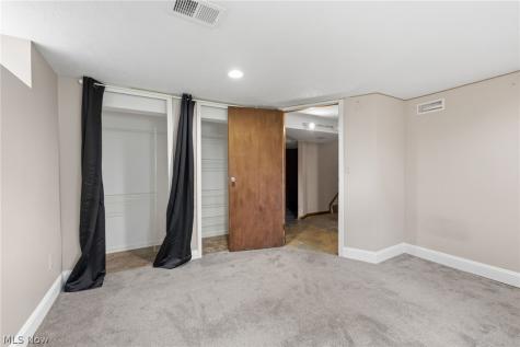 1099 Westfield Circle Painesville OH 44077