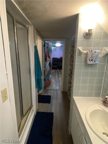 8292 Ravenna Avenue Louisville OH 44641