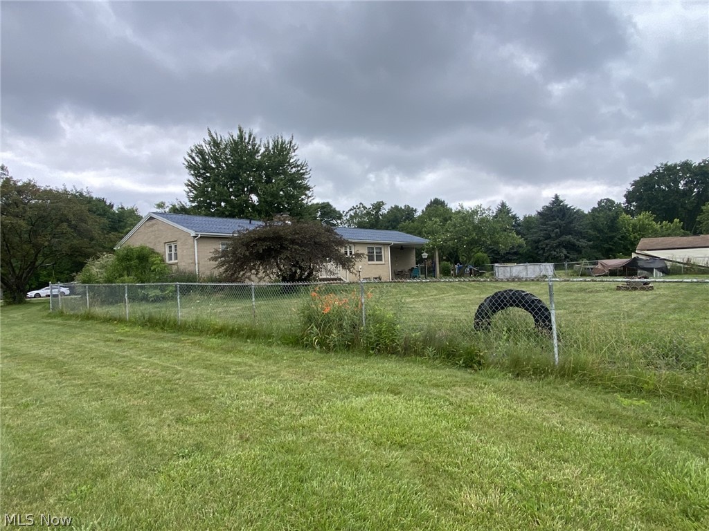 8292 Ravenna Avenue Louisville OH 44641