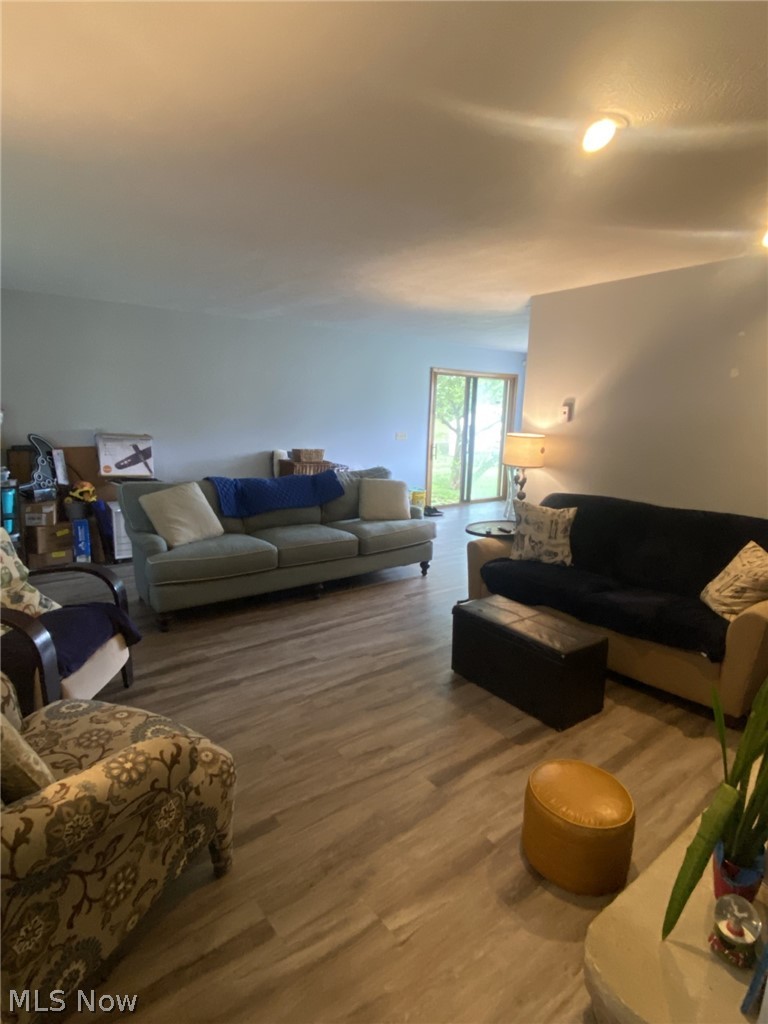 8292 Ravenna Avenue Louisville OH 44641