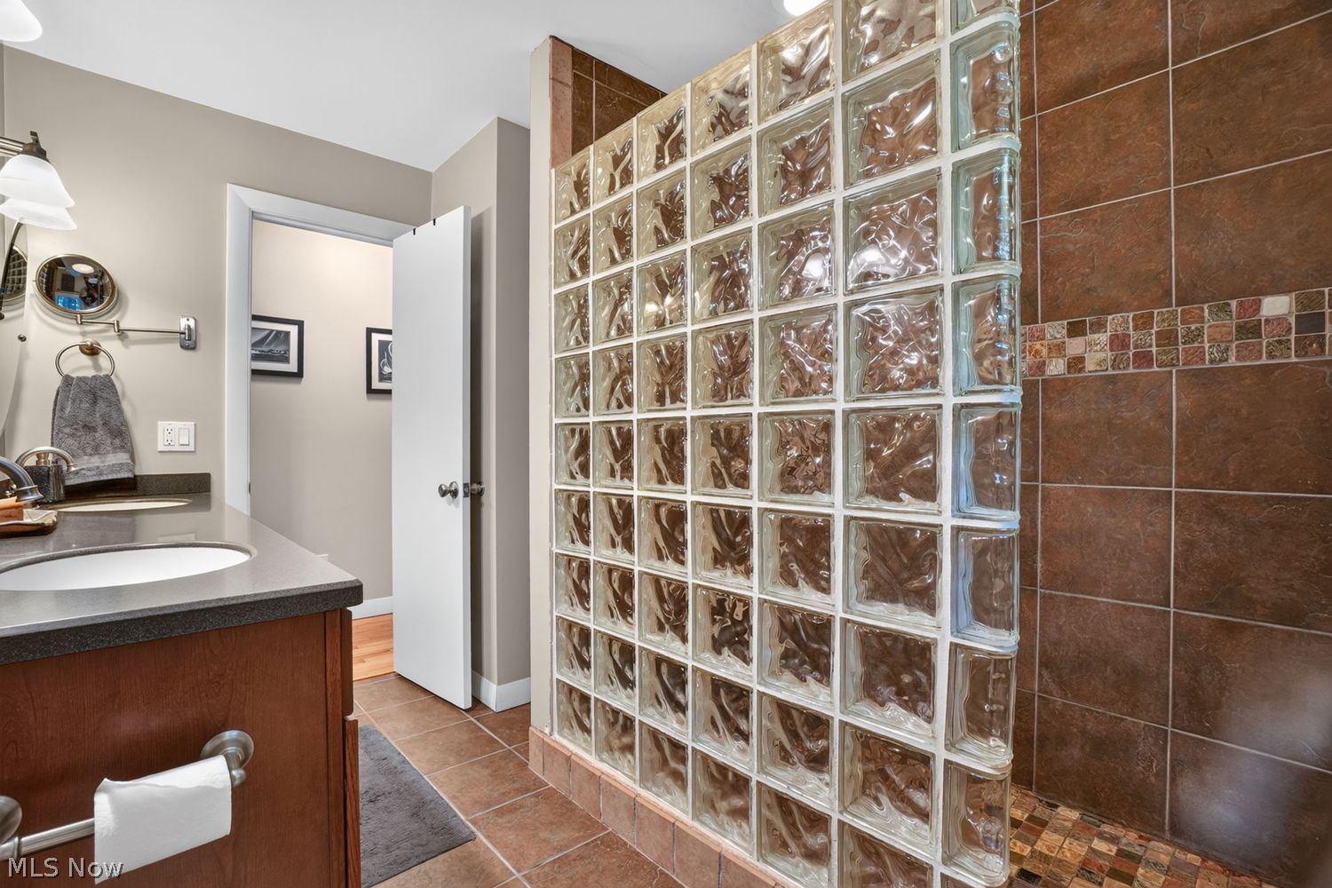 8975 Forest Lane Chesterland OH 44026