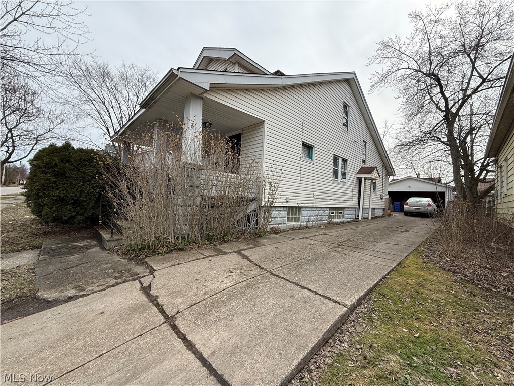 14202 Glendale Avenue Cleveland OH 44128