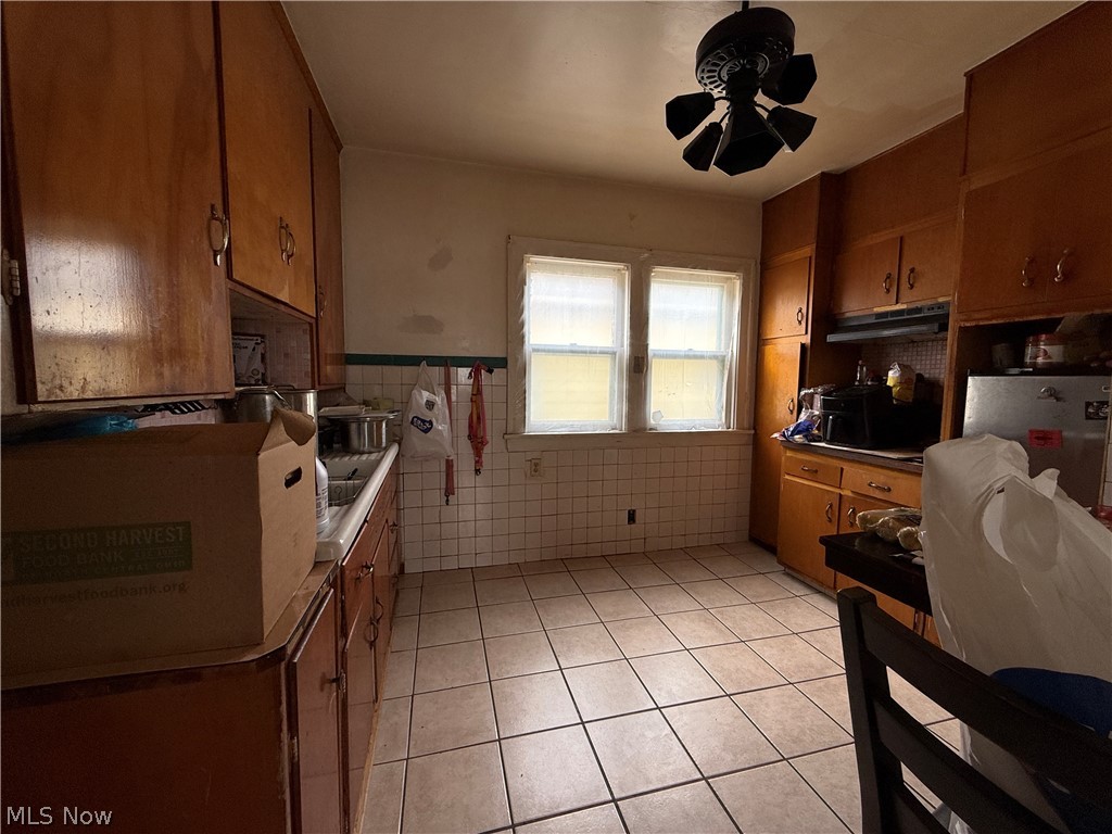 14202 Glendale Avenue Cleveland OH 44128