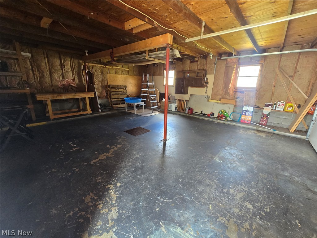 1720 Chestnut Street Coshocton OH 43812