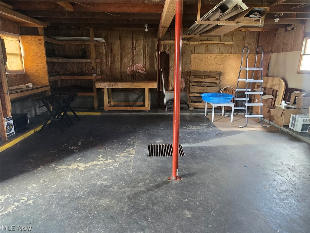 1720 Chestnut Street Coshocton OH 43812