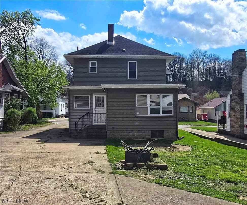 1720 Chestnut Street Coshocton OH 43812