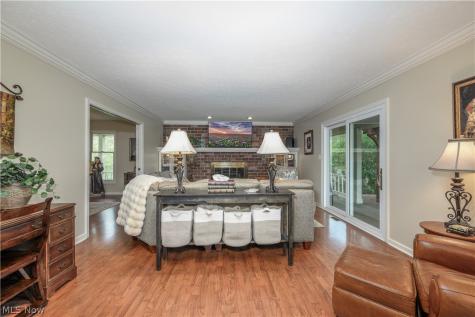 1632 Carriage House Drive Mogadore OH 44260