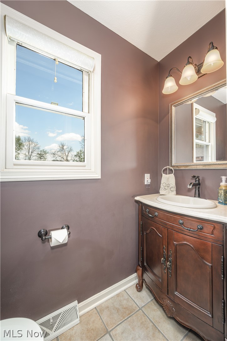 1632 Carriage House Drive Mogadore OH 44260