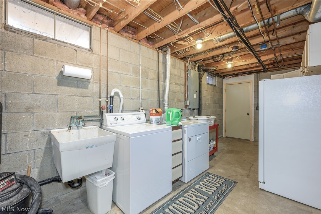 1632 Carriage House Drive Mogadore OH 44260