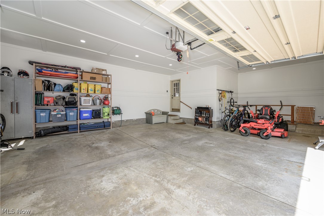 1632 Carriage House Drive Mogadore OH 44260