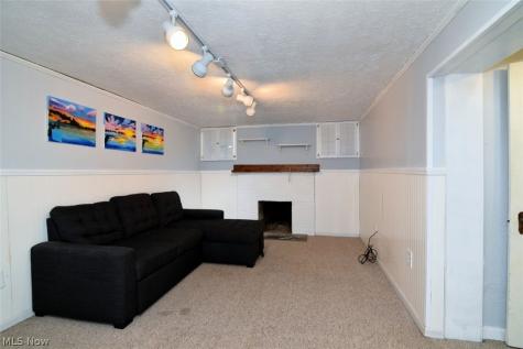 3676 Meadowbrook Boulevard University Heights OH 44118