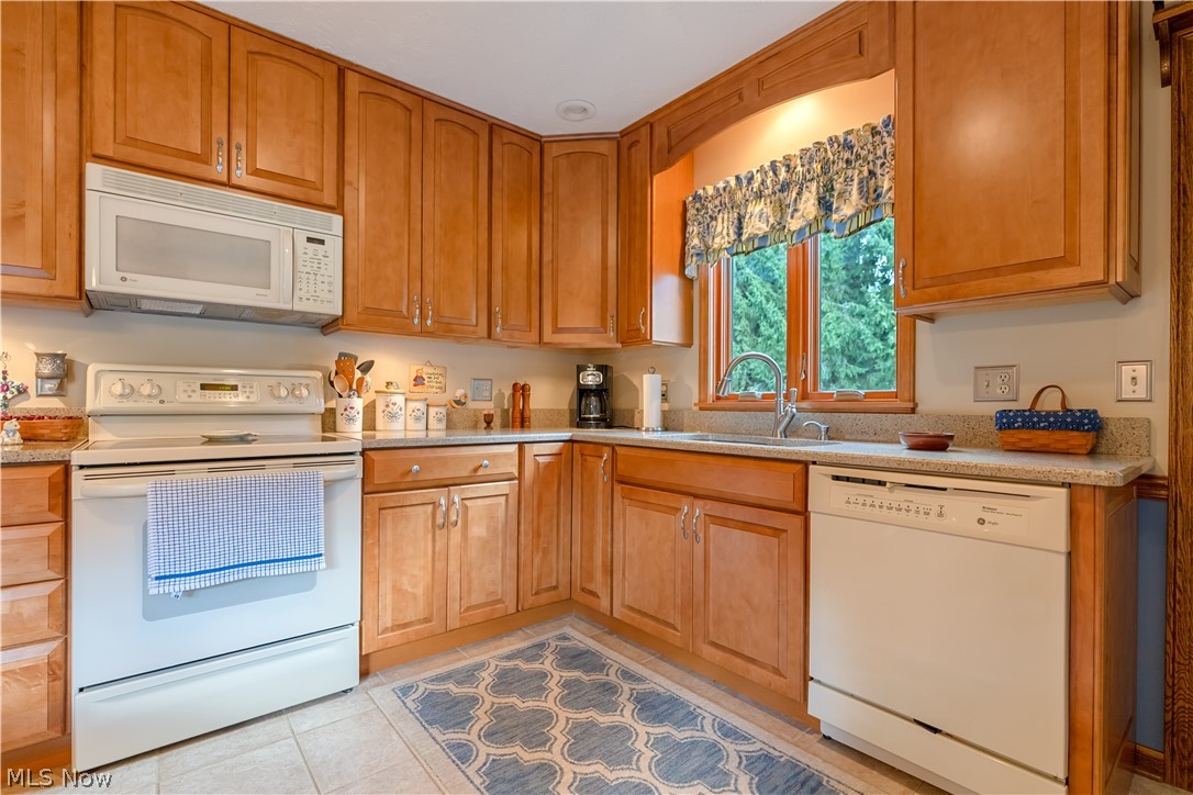12969 Robinwood Street NE Alliance OH 44601