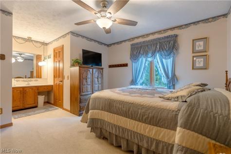 12969 Robinwood Street NE Alliance OH 44601