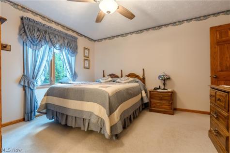 12969 Robinwood Street NE Alliance OH 44601