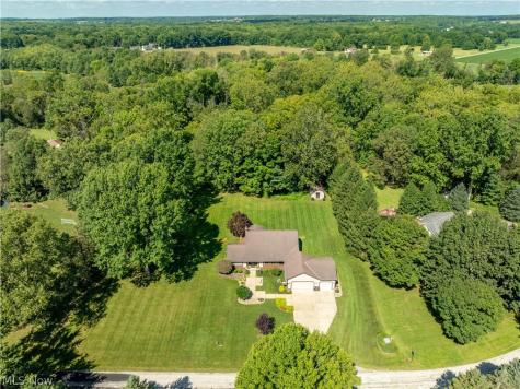 12969 Robinwood Street NE Alliance OH 44601