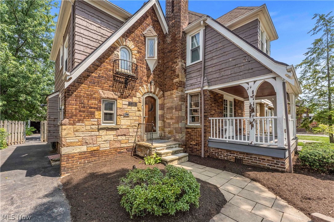 3581 Tullamore Road University Heights OH 44118