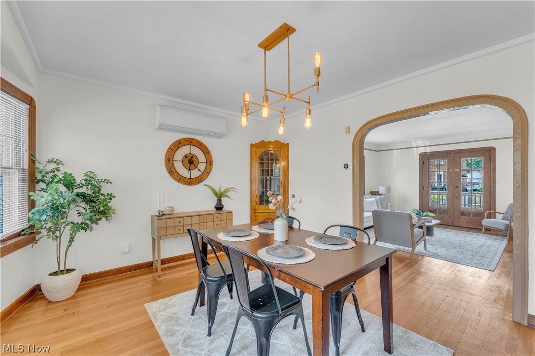 3581 Tullamore Road University Heights OH 44118