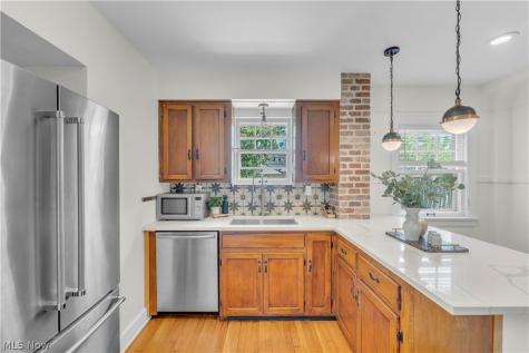 3581 Tullamore Road University Heights OH 44118