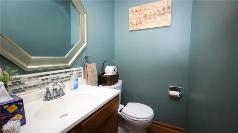 5387 Cherokee Avenue NW North Canton OH 44720
