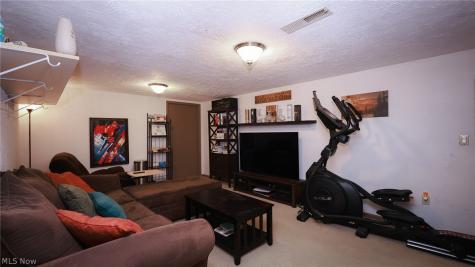 5387 Cherokee Avenue NW North Canton OH 44720