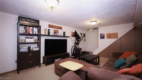 5387 Cherokee Avenue NW North Canton OH 44720