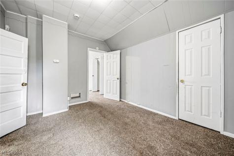 1722 Burgess Road Cleveland OH 44112