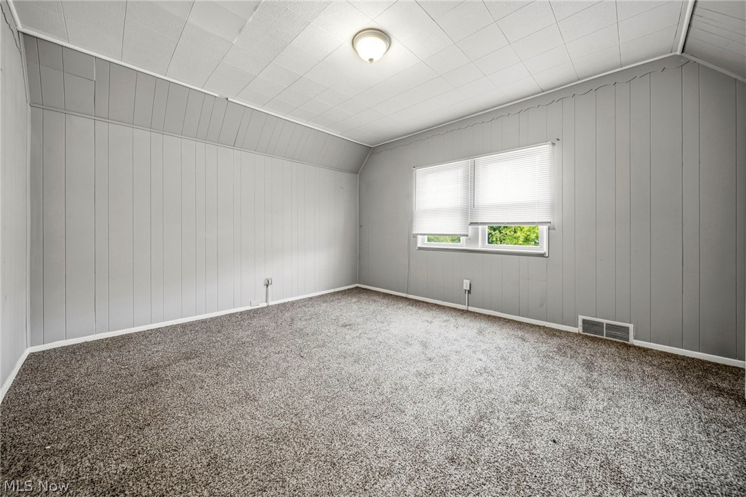1722 Burgess Road Cleveland OH 44112