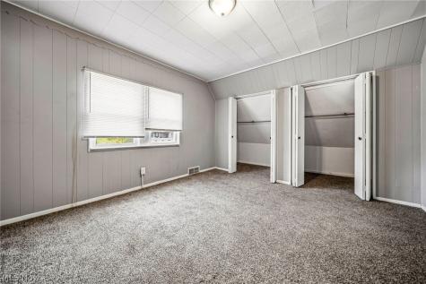 1722 Burgess Road Cleveland OH 44112