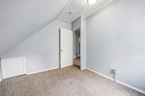 1722 Burgess Road Cleveland OH 44112