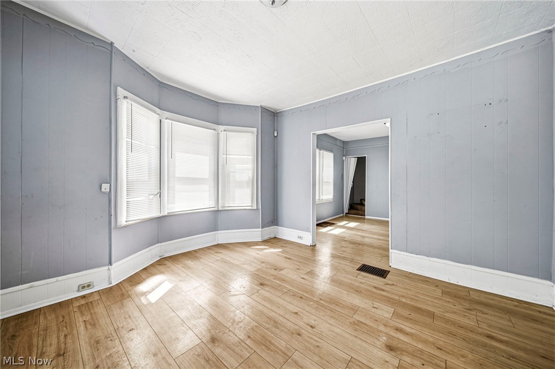 1722 Burgess Road Cleveland OH 44112