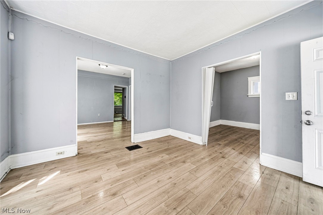 1722 Burgess Road Cleveland OH 44112