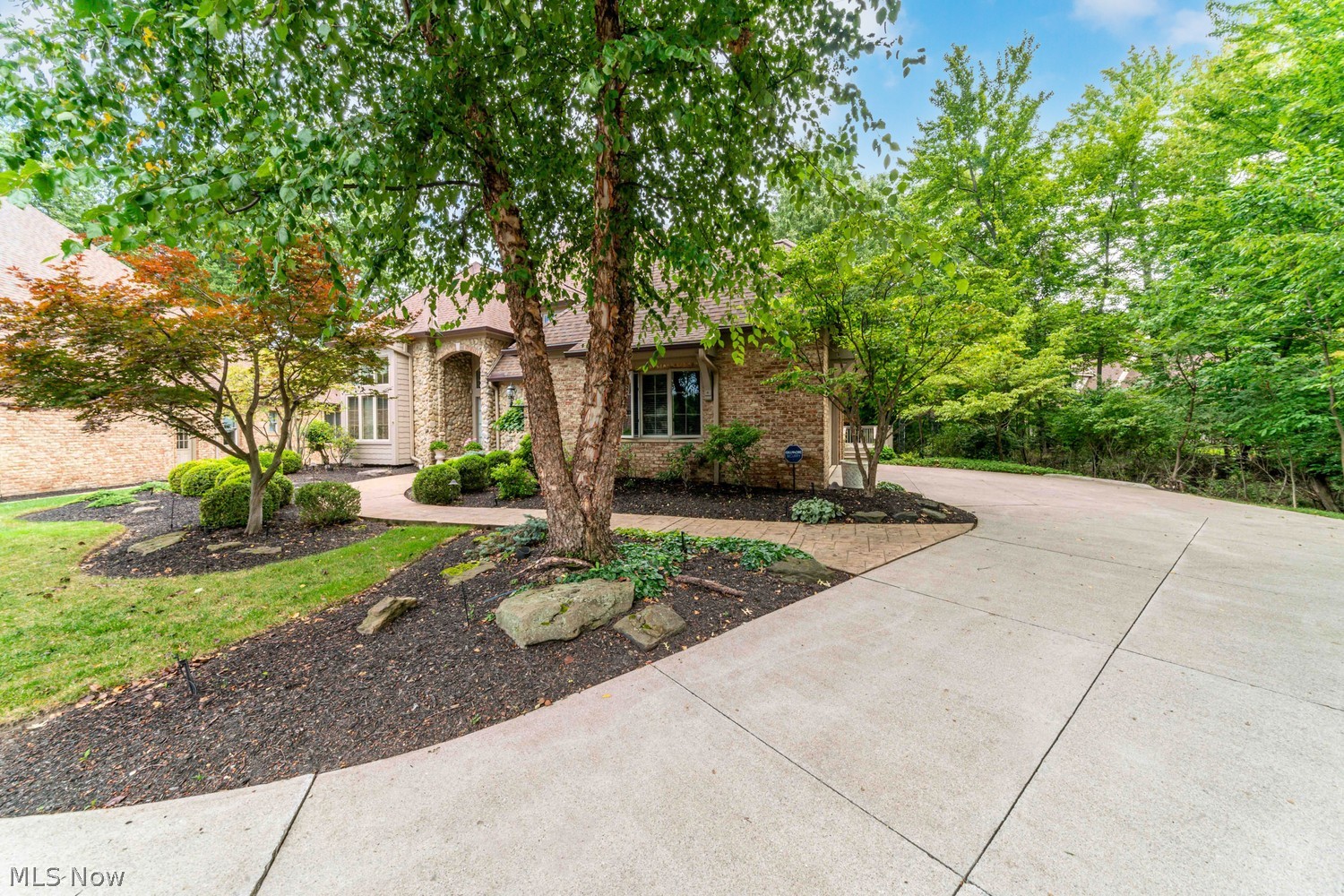 1835 Century Oaks Drive Westlake OH 44145