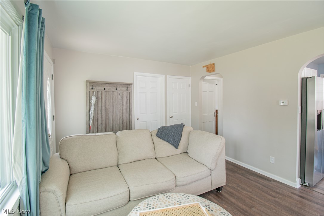 908 Hayes Avenue Willoughby OH 44094